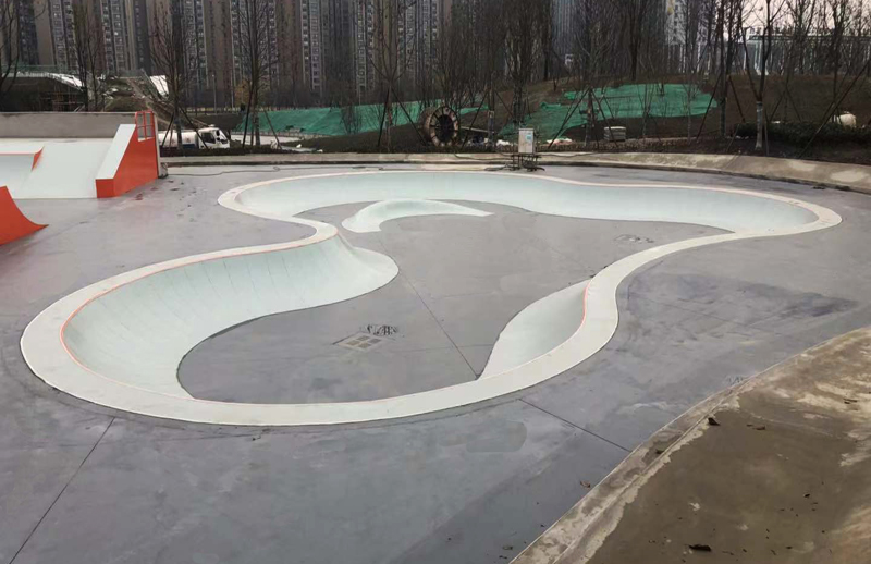 四川省成都市鳳凰山公園極限運動場(淺碗池區(qū))