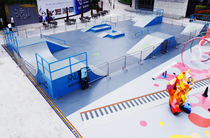 江蘇省鹽城市新龍廣場極限運動場