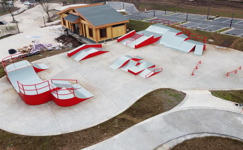 四川省宜賓市長寧淯江河公園極限運動場